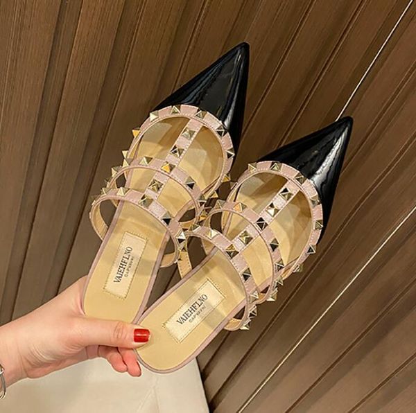 slippers v rivets pointed toe women flat sandals 2021 summer slipper lady designer women's 44, Black
slippers v rivets pointed toe women flat sandals 2021 summer slipper lady designer women's 44, Black