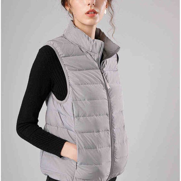 seamless 2021 winter white duck down light et women's vest spring and autumn vest short stand collar wear, Black;white
seamless 2021 winter white duck down light et women's vest spring and autumn vest short stand collar wear, Black;white