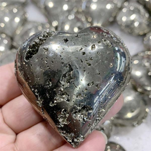 decorative objects & figurines 1pcs chalcopyrite ore mineral stone carved natural crystal crafts heart for feng shui decoration specimen lov
decorative objects & figurines 1pcs chalcopyrite ore mineral stone carved natural crystal crafts heart for feng shui decoration specimen lov