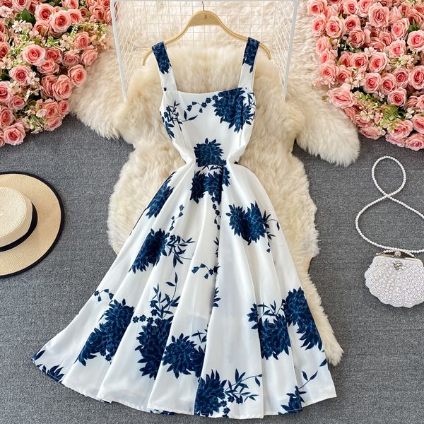 vintage blue floral midi dress for women elegant square collar spaghetti strap robe female high waist big swing vestidos 2021, Black;gray
vintage blue floral midi dress for women elegant square collar spaghetti strap robe female high waist big swing vestidos 2021, Black;gray