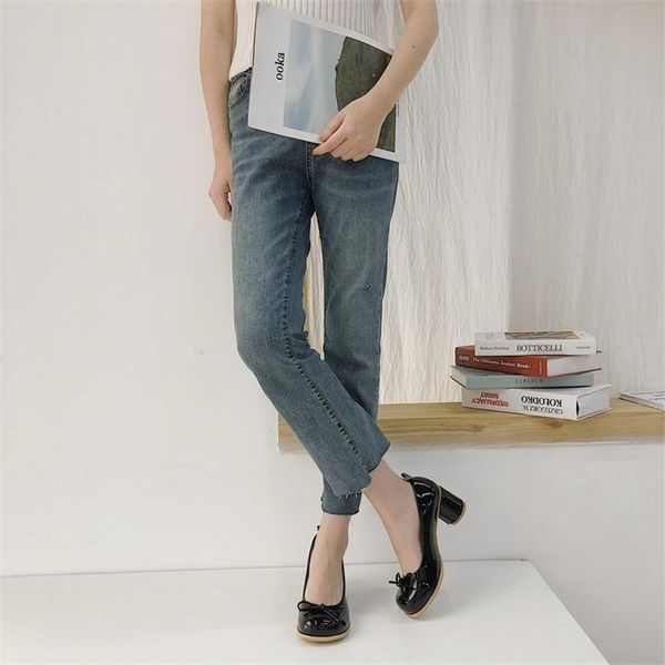 dress shoes women's 2021 simple and fashionable korean version of thick-heeled bow high-heeled with mary jane, Black
dress shoes women's 2021 simple and fashionable korean version of thick-heeled bow high-heeled with mary jane, Black