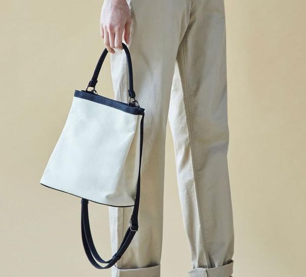 2021 summer fashion canvas bucket bag female casual one shoulder messenger portable bags
2021 summer fashion canvas bucket bag female casual one shoulder messenger portable bags