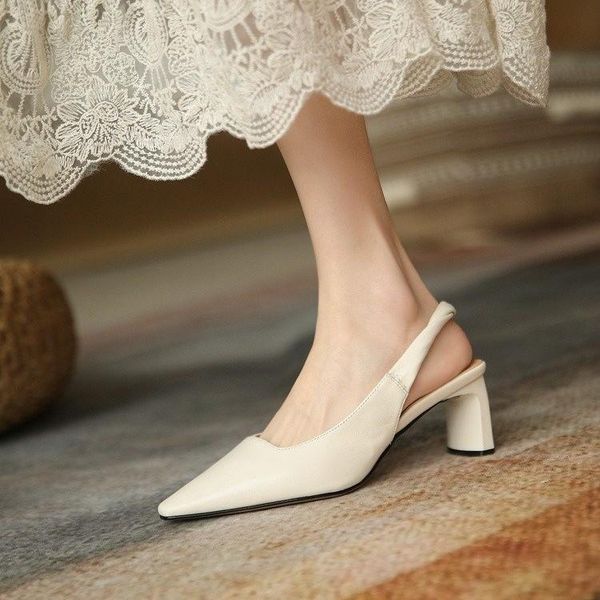 dress shoes 2021 women's casual heels, Black
dress shoes 2021 women's casual heels, Black