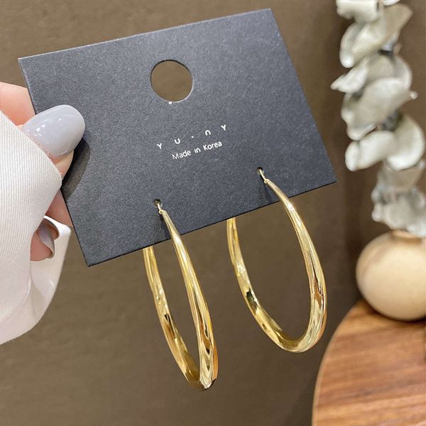 925 silver needle exaggerated circle earrings women's fashion metal hook ear jewelry, Black
925 silver needle exaggerated circle earrings women's fashion metal hook ear jewelry, Black