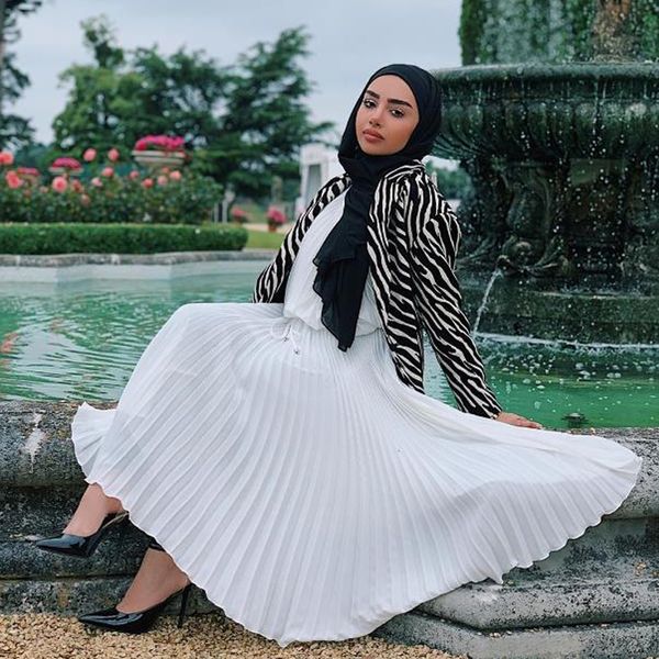 high waist long pleated skirt abaya muslim women plus size maxi skirts islamic clothing femme jupe plissee faldas mujer moda, Red
high waist long pleated skirt abaya muslim women plus size maxi skirts islamic clothing femme jupe plissee faldas mujer moda, Red