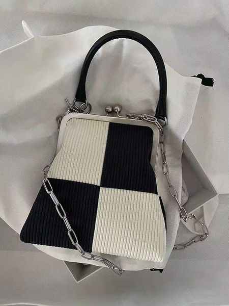 evening bags 2021 black white plaid small tote fashion casual simple long chain shoulder purses
evening bags 2021 black white plaid small tote fashion casual simple long chain shoulder purses
