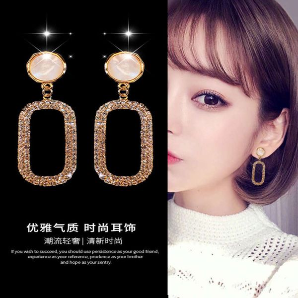 s925 silver needle net red girl temperament day south korea 2019 new fashion crowd indifference earrings, Black
s925 silver needle net red girl temperament day south korea 2019 new fashion crowd indifference earrings, Black