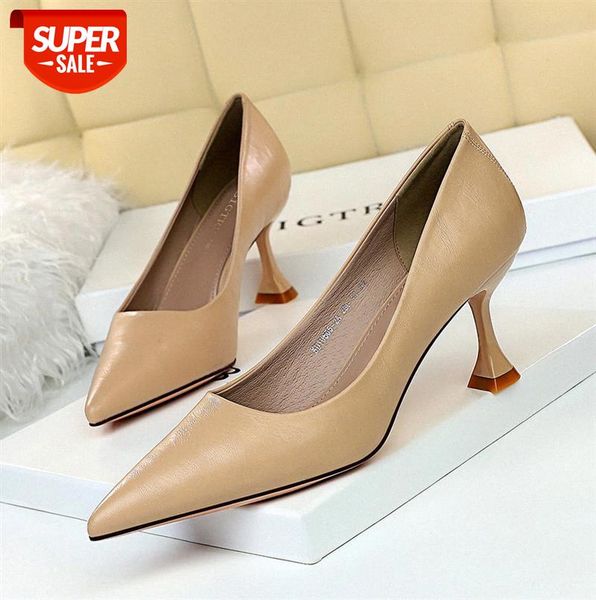 262-a1 korean fashion retro simple women's shoes cat heel high heels shallow mouth pointy comfortable and versatile single #7s8p
262-a1 korean fashion retro simple women's shoes cat heel high heels shallow mouth pointy comfortable and versatile single #7s8p