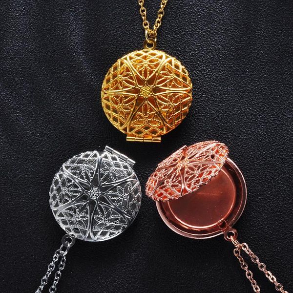 pendant necklaces hollow round po frame necklace vintage charms locket women men fashion memorial jewelry gift, Silver
pendant necklaces hollow round po frame necklace vintage charms locket women men fashion memorial jewelry gift, Silver