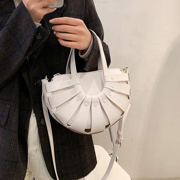 evening bags luxury designer hand-woven ladies handbags 2021 summer rattan bag bohemia beach fashion semicircle shoulder messenger
evening bags luxury designer hand-woven ladies handbags 2021 summer rattan bag bohemia beach fashion semicircle shoulder messenger