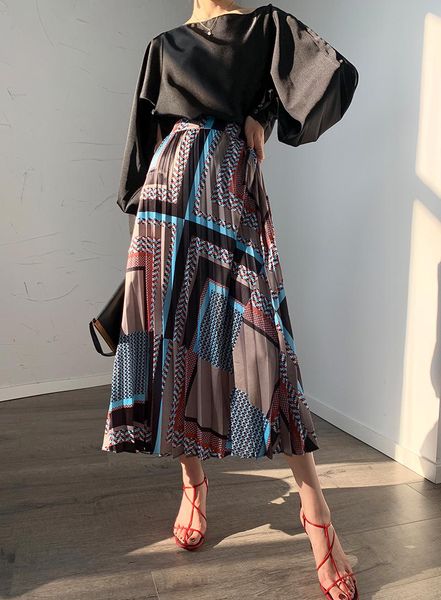 pleated skirt faldas de mujer boho korean satin saia longa vintage silk high waist blue purple floral fashion long skirts, Black
pleated skirt faldas de mujer boho korean satin saia longa vintage silk high waist blue purple floral fashion long skirts, Black