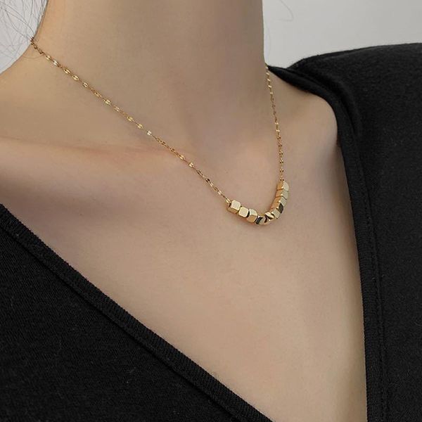 pendant necklaces korean fashion 2021 trend niche design geometry square tandem jewelry for women gilded luxury girls clavicle, Silver
pendant necklaces korean fashion 2021 trend niche design geometry square tandem jewelry for women gilded luxury girls clavicle, Silver