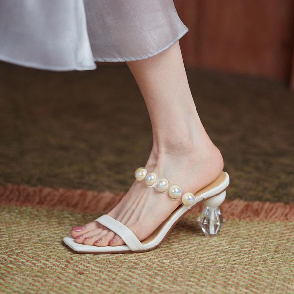 sandals 2021 elegant women summer mules string bead high heels shoes for party strange clear design luxury woman slippers, Black
sandals 2021 elegant women summer mules string bead high heels shoes for party strange clear design luxury woman slippers, Black
