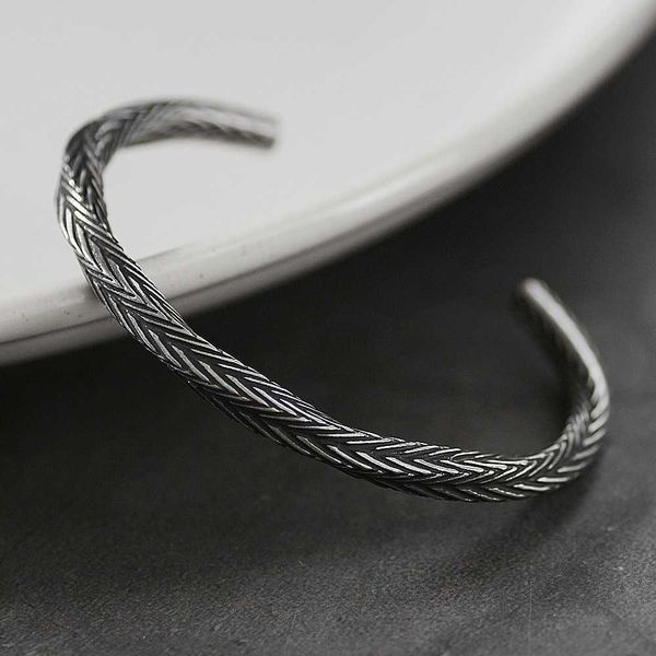 men's nostalgic viking bracelet retro silvery punk bracelet opening bracelet men's gift pulseira mangina q0719, Black
men's nostalgic viking bracelet retro silvery punk bracelet opening bracelet men's gift pulseira mangina q0719, Black
