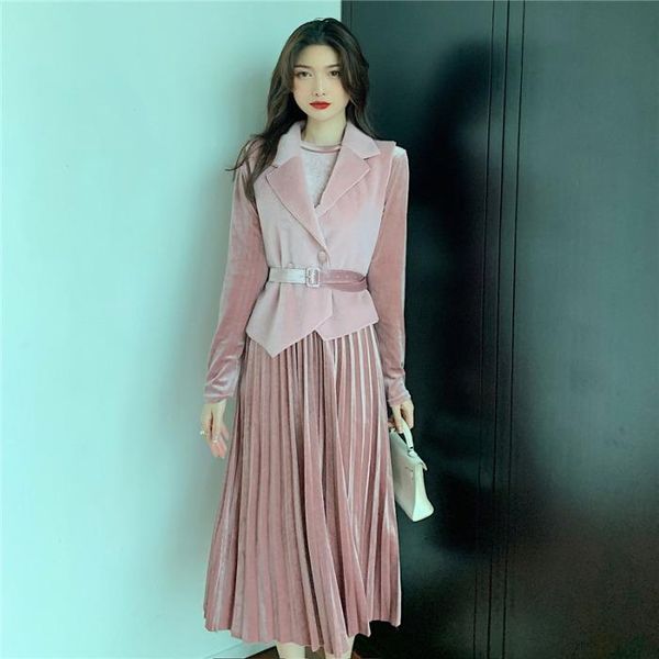 women's tracksuits fall / winter 2021 goddess temperament celebrity velvet dress long knee length 2-piece skirt, Gray
women's tracksuits fall / winter 2021 goddess temperament celebrity velvet dress long knee length 2-piece skirt, Gray