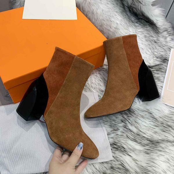 women's suede high-heeled boots, authentic leather round shoes, autumn and winter boots, Black
women's suede high-heeled boots, authentic leather round shoes, autumn and winter boots, Black