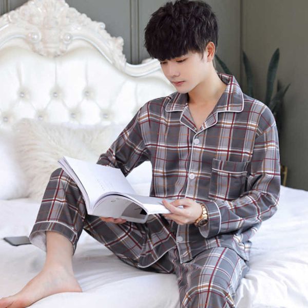 autumn winter men's cotton pajamas letter striped sleepwear cartoon pajama sets casual sleep&lounge pyjamas plus size 3xl pijama 211019, Black;brown
autumn winter men's cotton pajamas letter striped sleepwear cartoon pajama sets casual sleep&lounge pyjamas plus size 3xl pijama 211019, Black;brown