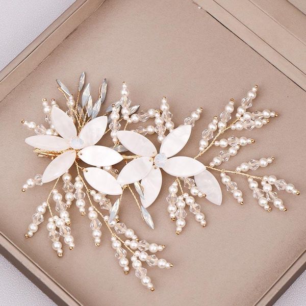 hair clips & barrettes the europe and united states beam wedding bridal accessories fashion white flower shiny crystal clip ea, Golden;silver
hair clips & barrettes the europe and united states beam wedding bridal accessories fashion white flower shiny crystal clip ea, Golden;silver