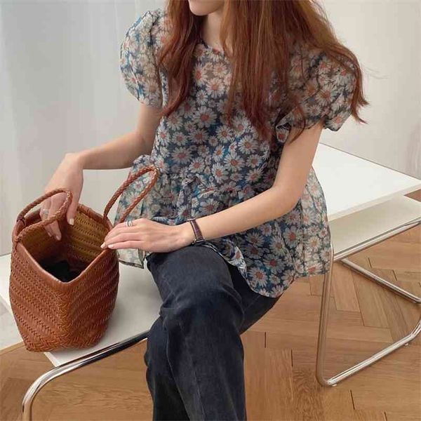 puff sleeve loose blusas women summer korean elegant sweet shirts o neck chiffon floral chic vintgae blouses 210519, White
puff sleeve loose blusas women summer korean elegant sweet shirts o neck chiffon floral chic vintgae blouses 210519, White