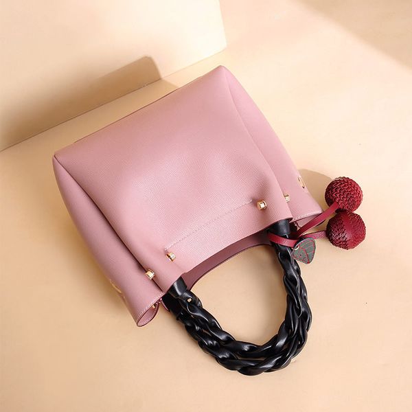 bucket spring and summer women 2021 versatile ins messenger bag fashion large capacity handbag