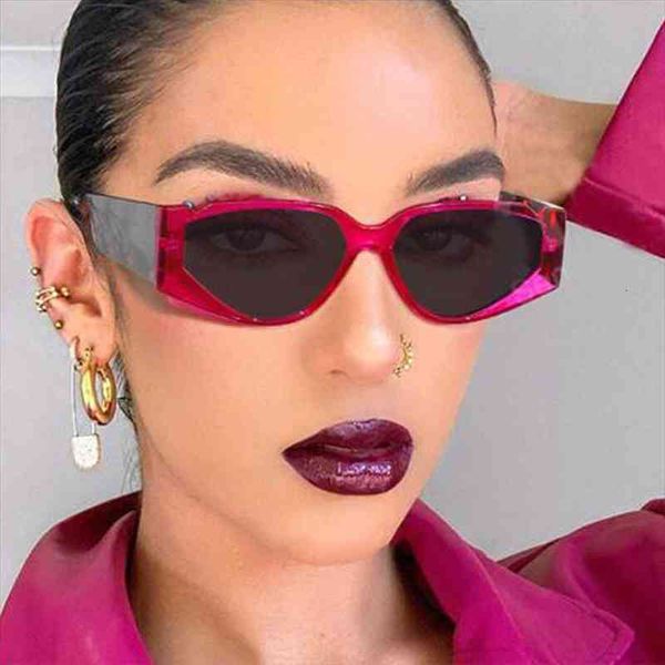 cat eye small sunglasses women fashion triangle retro men sun glasses vintage shades square oculos designer uv400, White;black
cat eye small sunglasses women fashion triangle retro men sun glasses vintage shades square oculos designer uv400, White;black