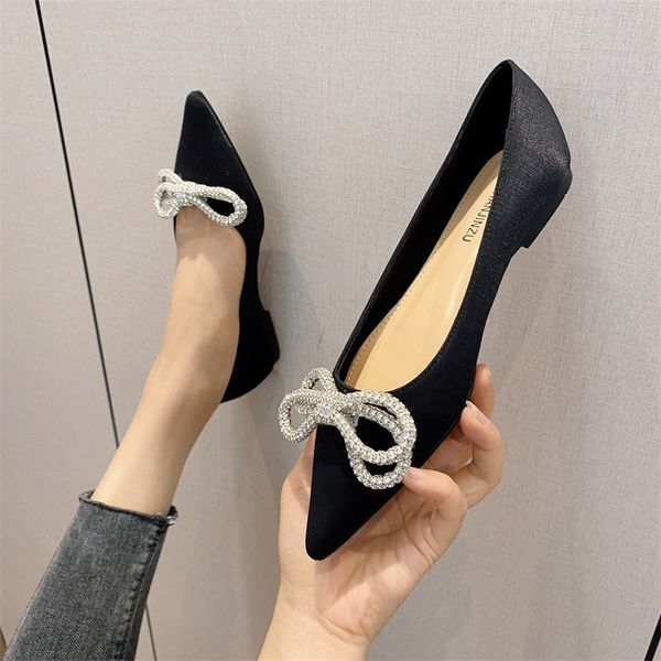 fairy style shallow mouth thick heel shoes casual rhinestone bow pointed flat shoes in autumn, Black
fairy style shallow mouth thick heel shoes casual rhinestone bow pointed flat shoes in autumn, Black