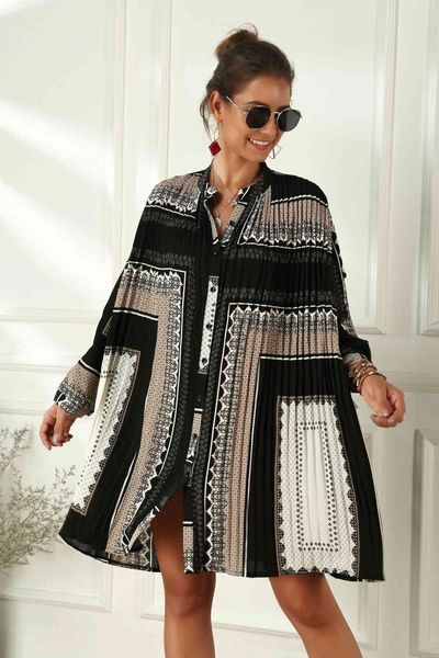 2021 colour lapel plissada loosecomfortable summer dress by attack, Black;gray 
2021 colour lapel plissada loosecomfortable summer dress by attack, Black;gray