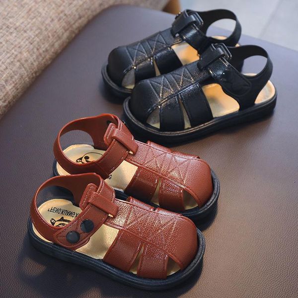 slipper boys' sandals baotou walking soft soled beach antiskid children flat girls slippers platforms, Black;grey
slipper boys' sandals baotou walking soft soled beach antiskid children flat girls slippers platforms, Black;grey