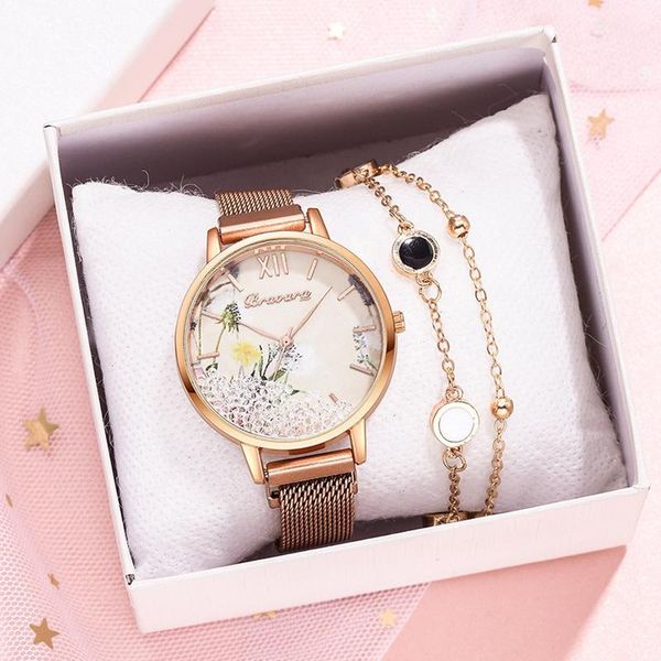 wristwatches luxury magnetic strap dress quartz clock watches for women rose gold quicksand flower dial ladies wrist watch gift, Slivery;brown
wristwatches luxury magnetic strap dress quartz clock watches for women rose gold quicksand flower dial ladies wrist watch gift, Slivery;brown
