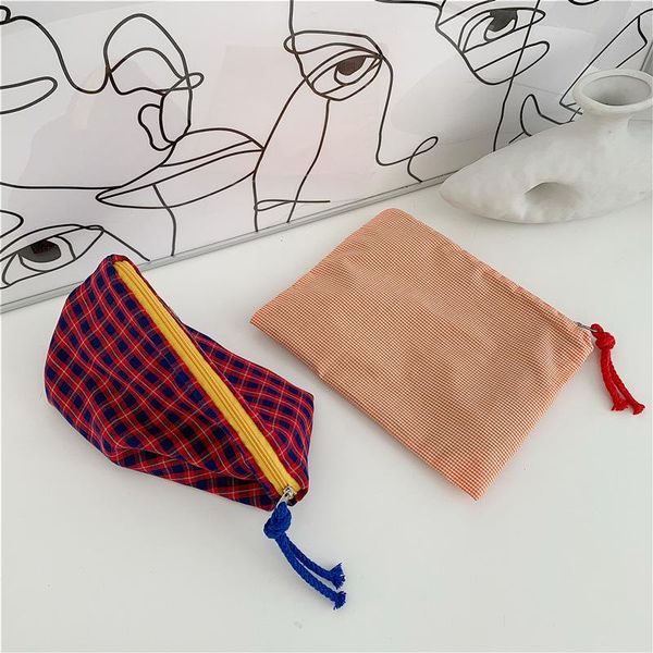 cosmetic bags & cases cotton plaid fashion bag for women 2021 fabric zipper pouch female clutch toiletry wash travel make up handbag
cosmetic bags & cases cotton plaid fashion bag for women 2021 fabric zipper pouch female clutch toiletry wash travel make up handbag