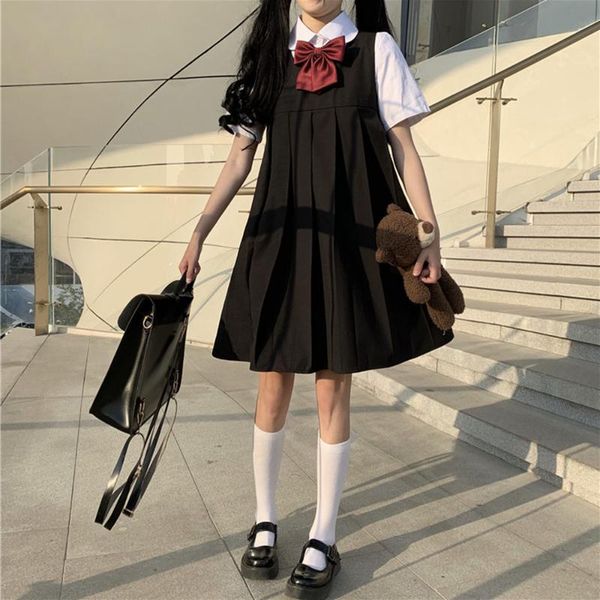 casual dresses vest pleated dress for women japanese girl uniform student simple and generous summer 2021 fashion female, Black;gray
casual dresses vest pleated dress for women japanese girl uniform student simple and generous summer 2021 fashion female, Black;gray