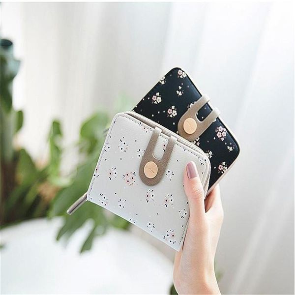 wallets women short leather wallet with small fresh floral print ladies luxury clutch money coin card holders purse female, Red;black
wallets women short leather wallet with small fresh floral print ladies luxury clutch money coin card holders purse female, Red;black