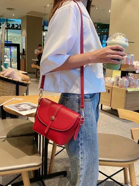 evening bags 2021 simple small bag leather handbags fashion square baotou cowhide single shoulder messenger
evening bags 2021 simple small bag leather handbags fashion square baotou cowhide single shoulder messenger