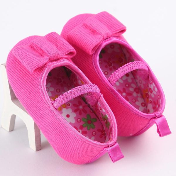 first walkers pretty white baby shoes soft sole flower born girls booties walker moccasins kids toddler slippers infant sneakers 0-1y
first walkers pretty white baby shoes soft sole flower born girls booties walker moccasins kids toddler slippers infant sneakers 0-1y