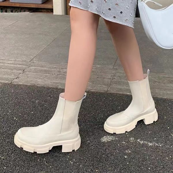 women's shoes show high thick bottom chimney boots winter simple versatile round head boot heel ankle, Black
women's shoes show high thick bottom chimney boots winter simple versatile round head boot heel ankle, Black