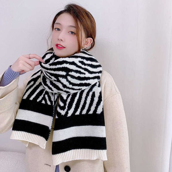 scarf female autumn and winter style net red student korean version versatile zebra pattern ins east gate warm bib 2021, Blue;gray
scarf female autumn and winter style net red student korean version versatile zebra pattern ins east gate warm bib 2021, Blue;gray