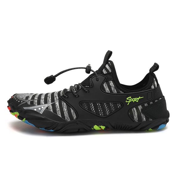mens shoes sports leisure hiking hiking mountain climbing comfortable breathable shoes on foot
mens shoes sports leisure hiking hiking mountain climbing comfortable breathable shoes on foot