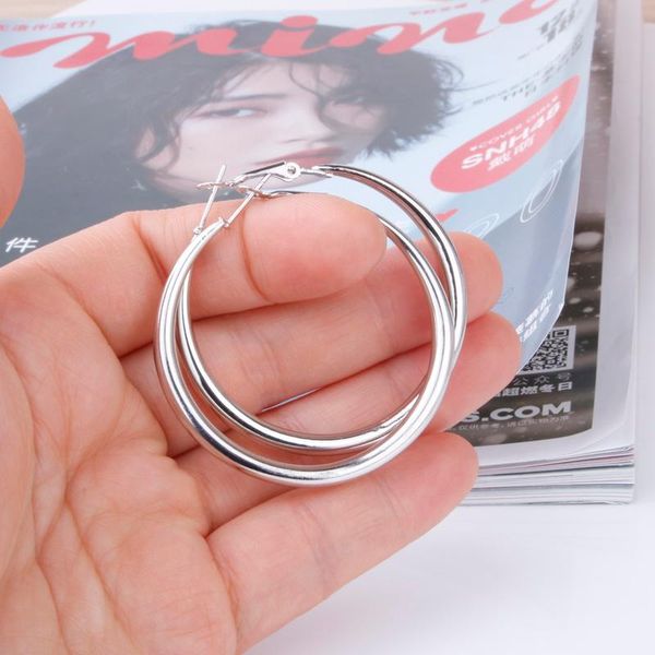 hoop & huggie gold and silver color round 50mm big earring for women shape ear accessories alloy trendy simple jewelry 2021, Golden;silver
hoop & huggie gold and silver color round 50mm big earring for women shape ear accessories alloy trendy simple jewelry 2021, Golden;silver