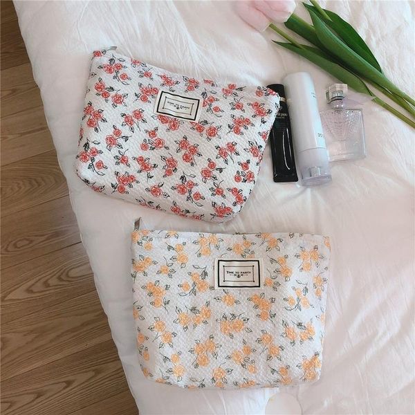 cosmetic bags & cases women bag cotton fabric retro floral clutch makeup organizer travel toiletry girls beauty pouch storage
cosmetic bags & cases women bag cotton fabric retro floral clutch makeup organizer travel toiletry girls beauty pouch storage