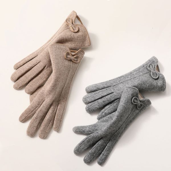 gloves k1n719 warm autumn and winter women' plush thickened cashmere korean version outdoor sports riding touch screen driving, Blue;gray
gloves k1n719 warm autumn and winter women' plush thickened cashmere korean version outdoor sports riding touch screen driving, Blue;gray