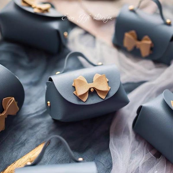 gift wrap leather portable bag bowknot candy box coin purse jewelry packaging christmas pouch home xmas decor
gift wrap leather portable bag bowknot candy box coin purse jewelry packaging christmas pouch home xmas decor