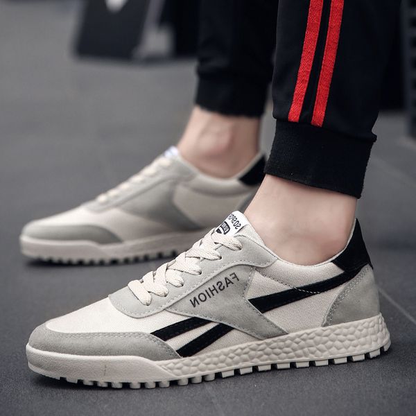 classic women men sport trainers running shoes breathable mesh red black white blue green platform runners sneakers size 39-44 code:04-207
classic women men sport trainers running shoes breathable mesh red black white blue green platform runners sneakers size 39-44 code:04-207