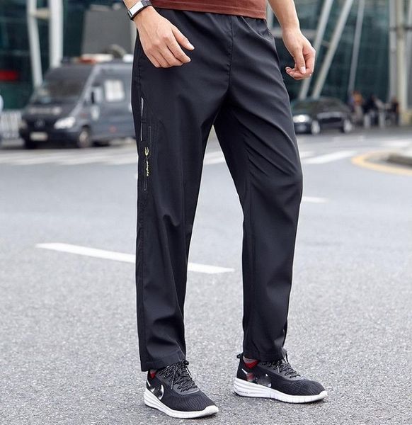 men's pants winter windproof jogger's men thick trousers warm inside fleece male casual sprotwaar, Black
men's pants winter windproof jogger's men thick trousers warm inside fleece male casual sprotwaar, Black
