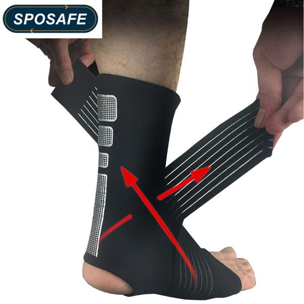 1pcs plantar fasciitis sock arch support achilles tendon ankle brace sleeve compression effective joint pain foot relief, Blue;black
1pcs plantar fasciitis sock arch support achilles tendon ankle brace sleeve compression effective joint pain foot relief, Blue;black