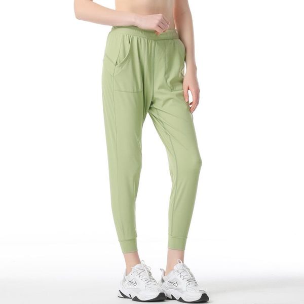 yoga outfit women's sports pants double-sided nylon fitness outdoor high waist leisure girls jogging gym
yoga outfit women's sports pants double-sided nylon fitness outdoor high waist leisure girls jogging gym