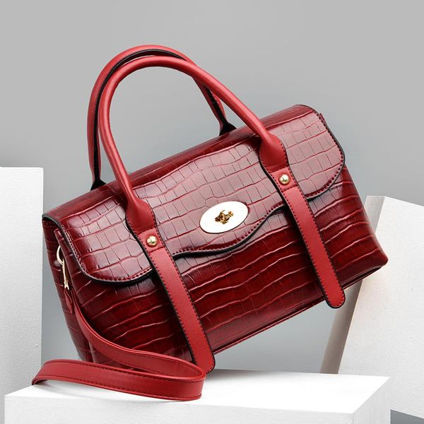 cross body designer women bag 2021 summer pu leather ladies shoulder high-quality temperament female messenger
cross body designer women bag 2021 summer pu leather ladies shoulder high-quality temperament female messenger
