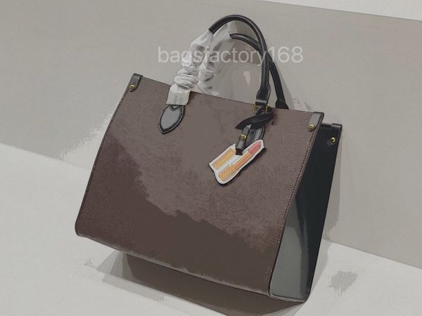 spoof street style letter-print lipstick tote bag classic large-capacity shopping bags long shoulder strap crossbody handbag mommy package
spoof street style letter-print lipstick tote bag classic large-capacity shopping bags long shoulder strap crossbody handbag mommy package
