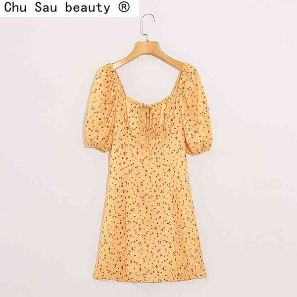 summer french vintage pastoral chic floral square collar holiday short skirt lantern sleeve slim dress female fashion 210508, Black;gray
summer french vintage pastoral chic floral square collar holiday short skirt lantern sleeve slim dress female fashion 210508, Black;gray