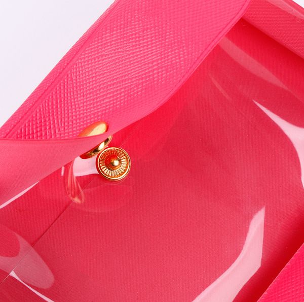 2020 new portable messenger bag trend color 70 contrast mini shell transparent beach color jelly bag25, Red;black
2020 new portable messenger bag trend color 70 contrast mini shell transparent beach color jelly bag25, Red;black