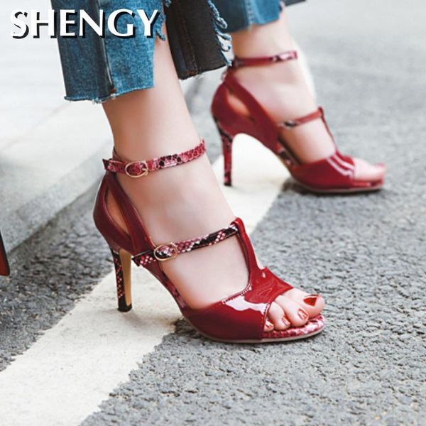 sandals 2021 women snake thin high heels buckle summer open toe party wedding shoes woman dropship, Black
sandals 2021 women snake thin high heels buckle summer open toe party wedding shoes woman dropship, Black